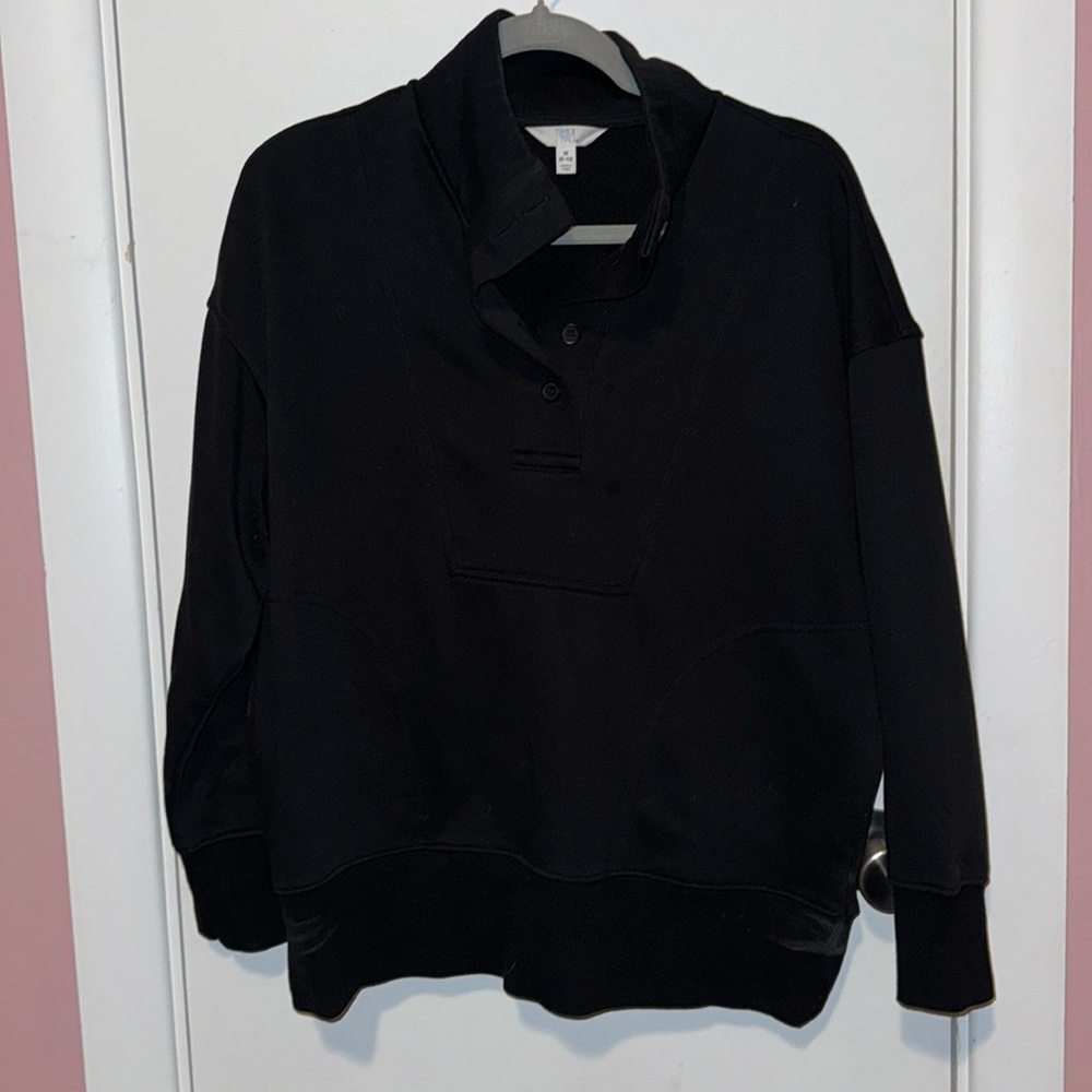 Pullover sweatshirt